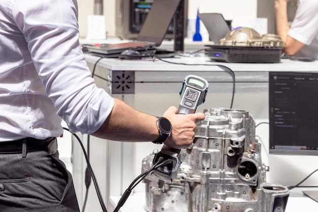 Процесс снятия неисправного датчика