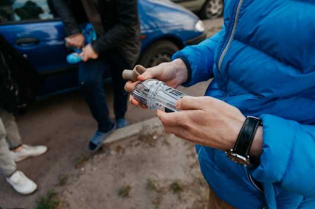 Процесс поиска и извлечения предохранителя стеклоочистителя
