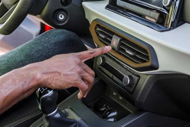 Подключение провода к прикуривателю и проверка работоспособности