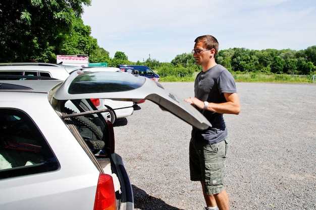 Выбор подходящего спойлера и его примерка на автомобиль