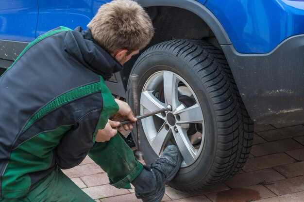 Отвинчивание крепежных элементов запаски
