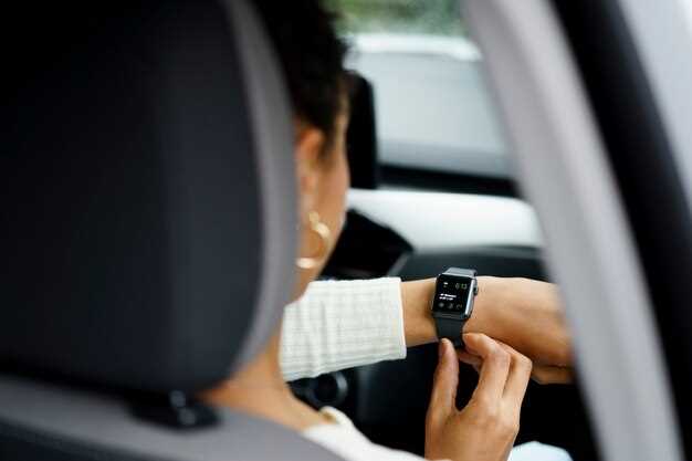 Настройка времени при помощи механических кнопок на панели