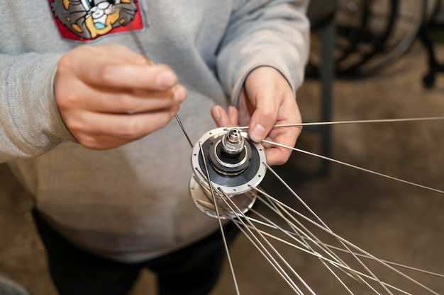 Проверка люфта шаровой ступенью руки и визуальная проверка поддомкраченным авто