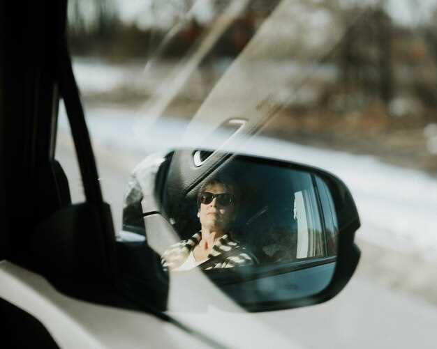 Разбор и демонтаж существующих зеркал для монтажа нагревателей