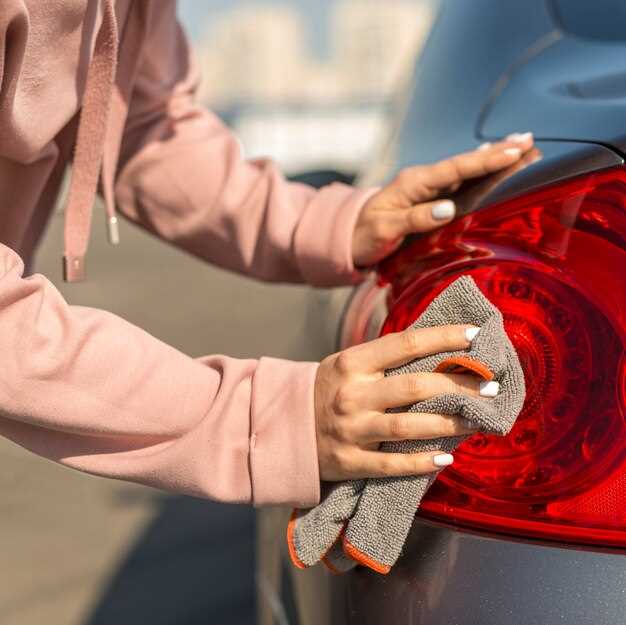 Очистка поверхности от грязи и старой краски