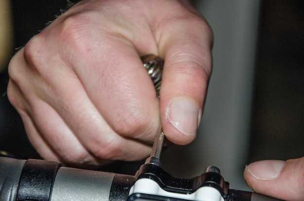 Регулировка натяжения тросика для оптимальной работы