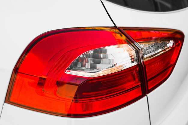 Пошаговая инструкция по тонированию задних фонарей Chevrolet Cruze