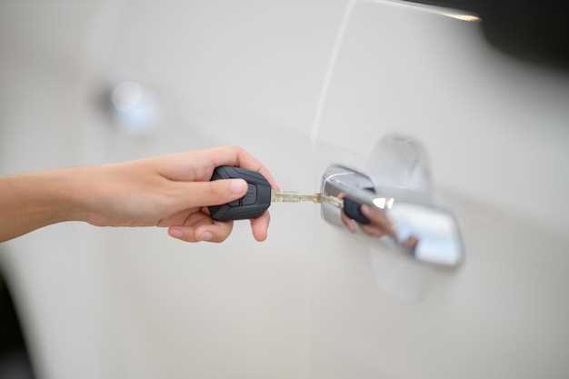 Обзор индикаторов и сообщений на приборной панели