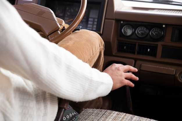 Проверка уровня и состояния трансмиссионной жидкости