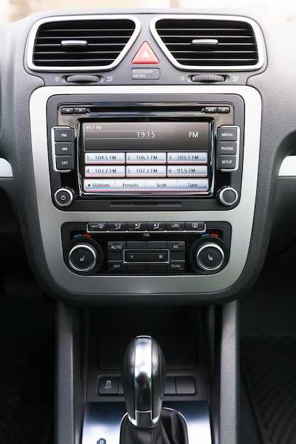 Разбор старой магнитолы и подготовка к замене